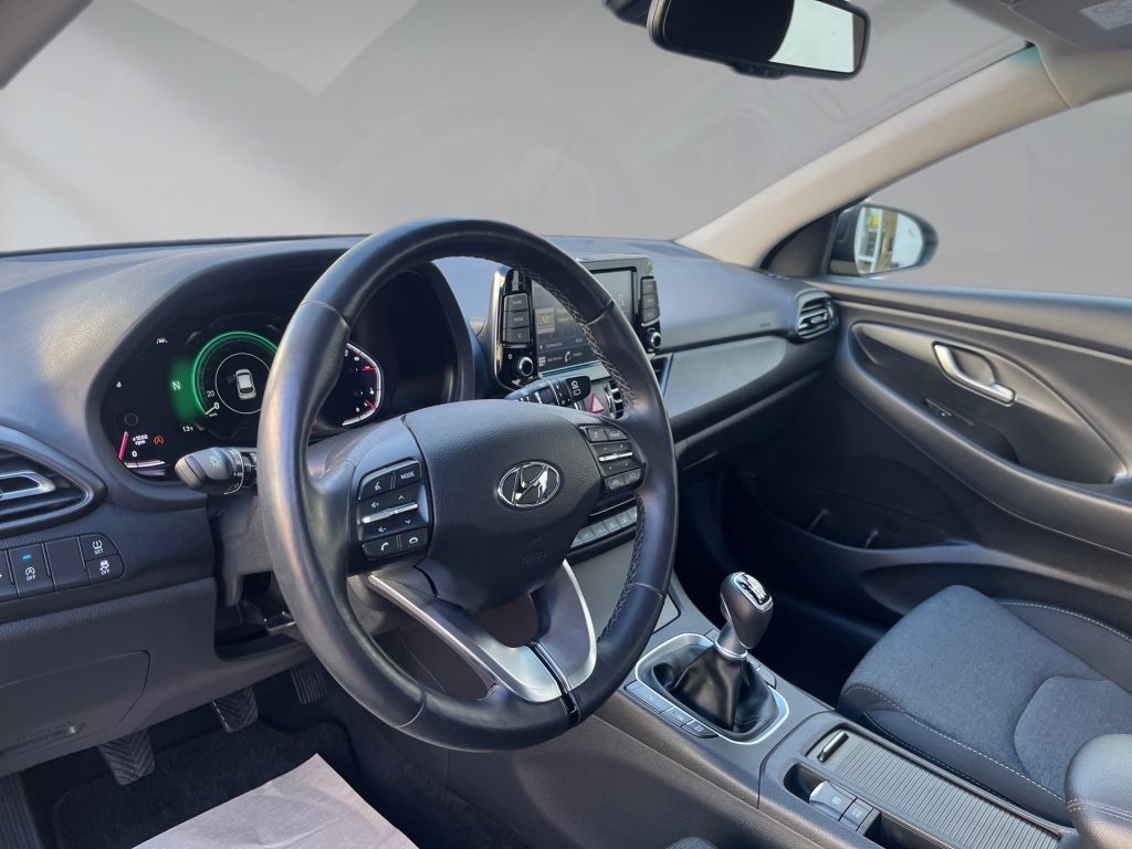 Hyundai i30 1.0 T-GDI 48V-Hybrid Trend – Bild 11