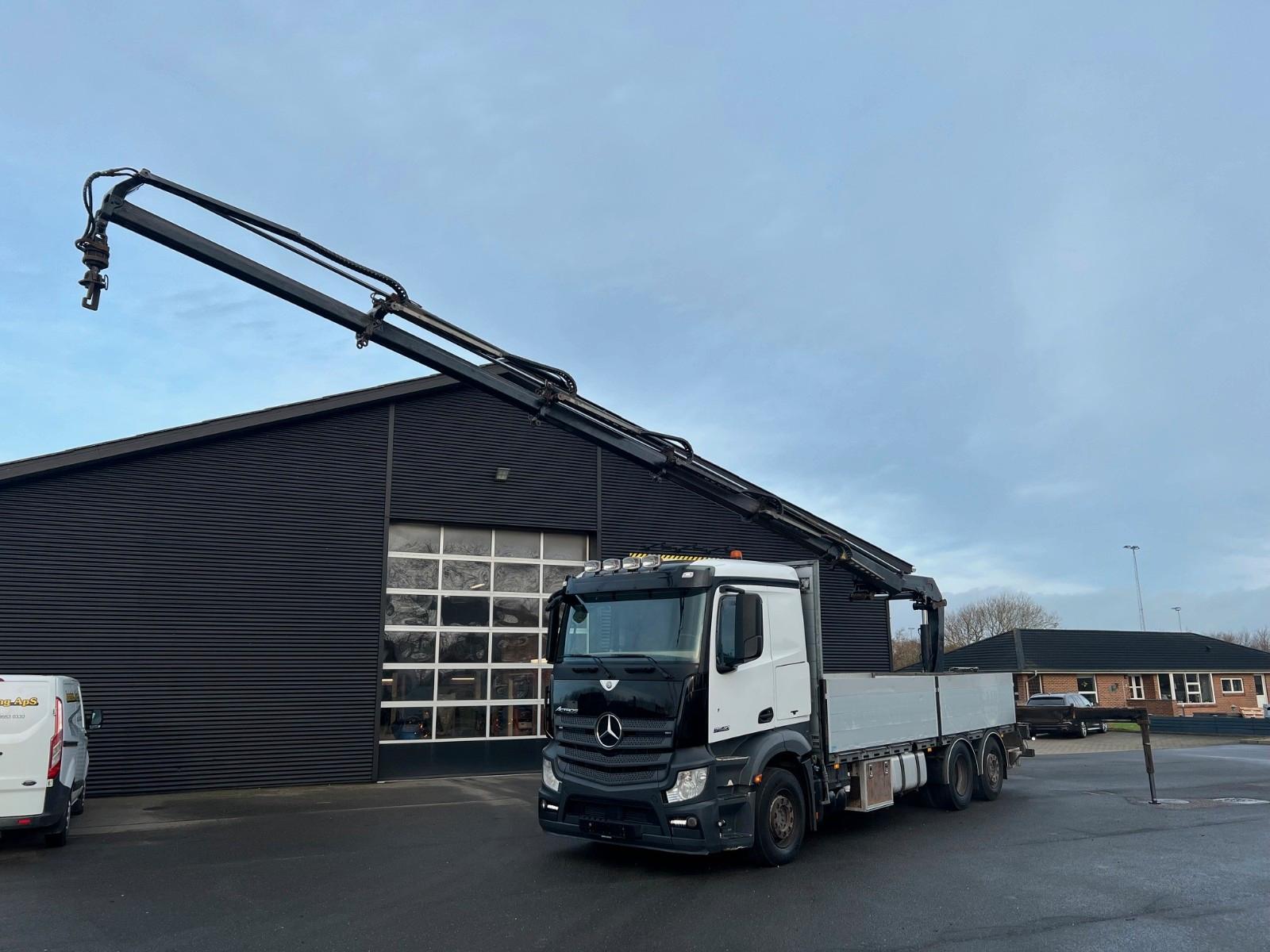 Mercedes-Benz Actros 2540 / HMF 2120 K5 Kran / Crane