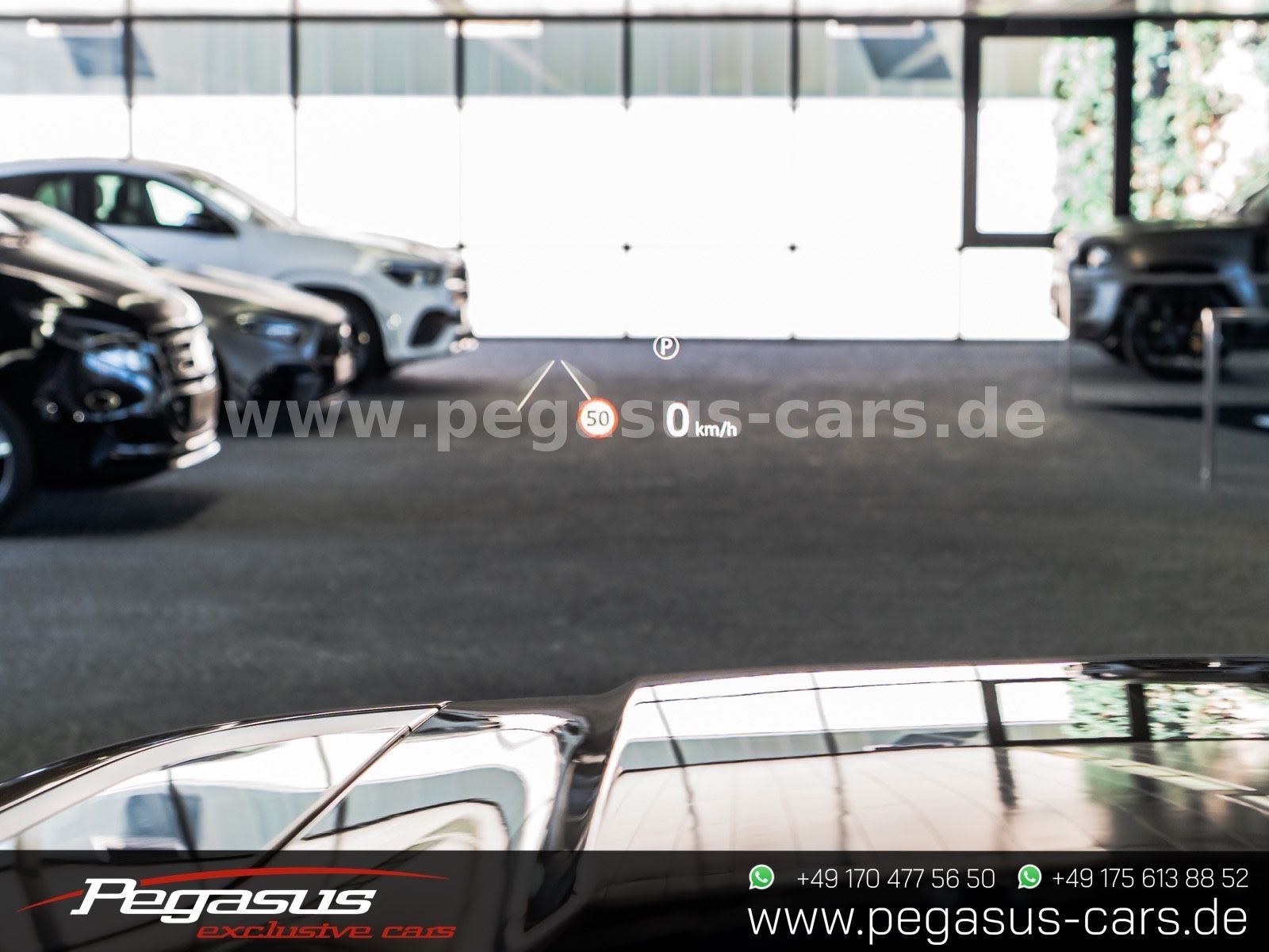 LAND ROVER Defender - 35