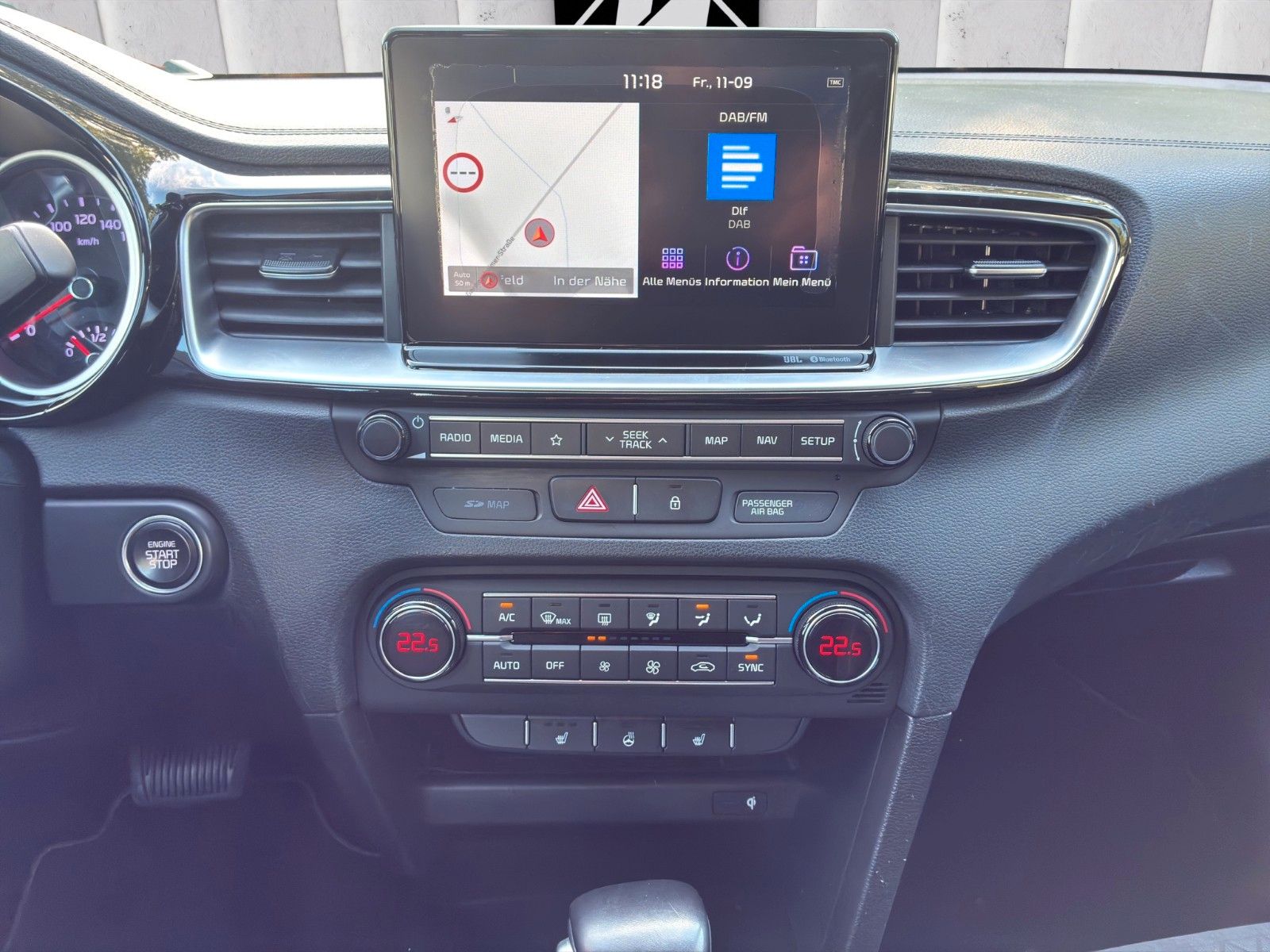 Fahrzeugabbildung Kia cee'd Sportswagon*Automatik*SHZ*LHZ*Navi*Kamera*