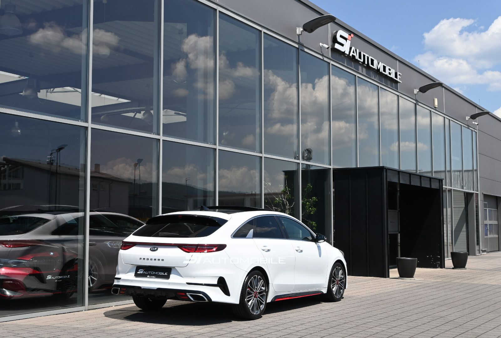 Fahrzeugabbildung Kia ProCeed 1.6 T-GDI DCT7 GT °ACC°NAVI°PANO°1.HAND°