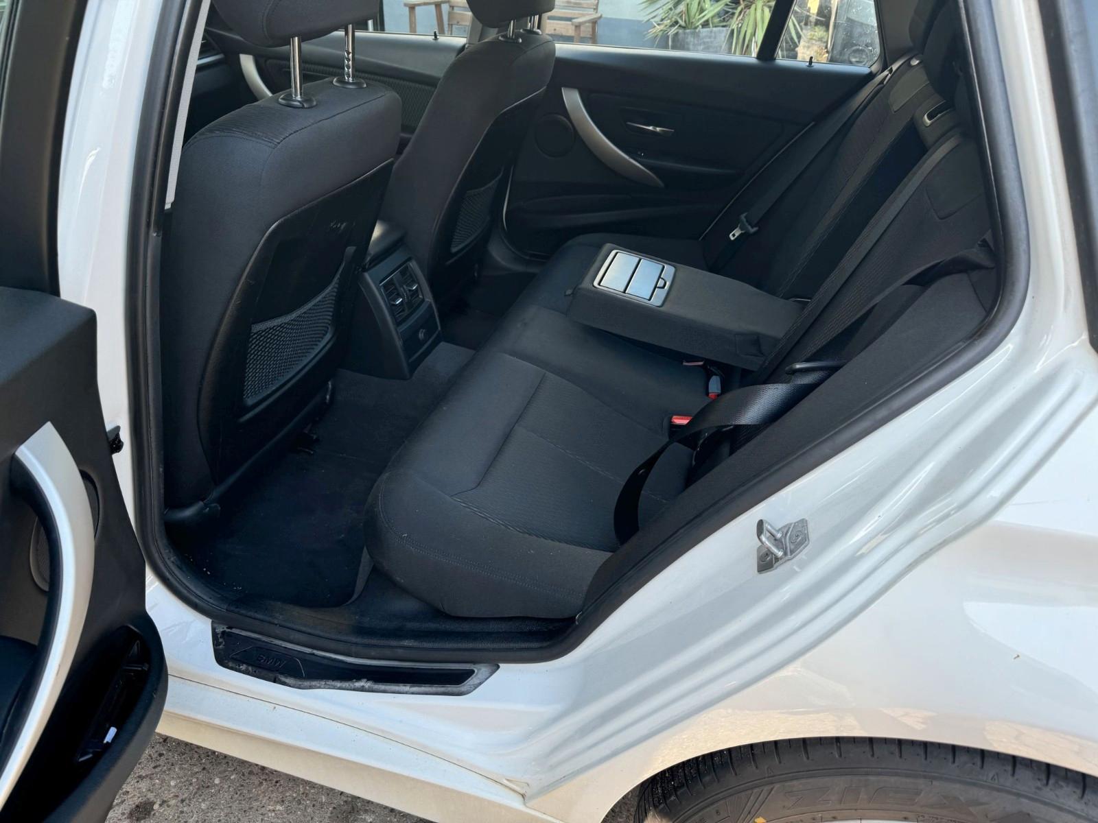BMW 320 2015 — photo 11