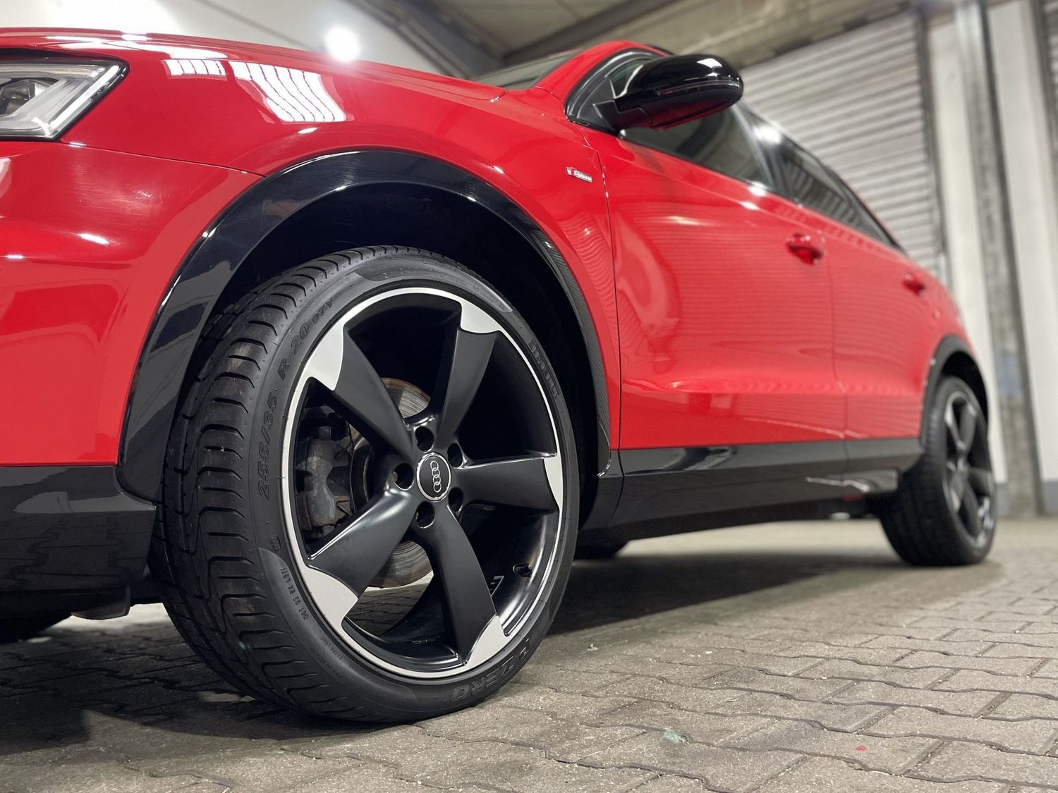 Fahrzeugabbildung Audi Q3 2.0TFSI quat S line Competition#LED#Black#20"