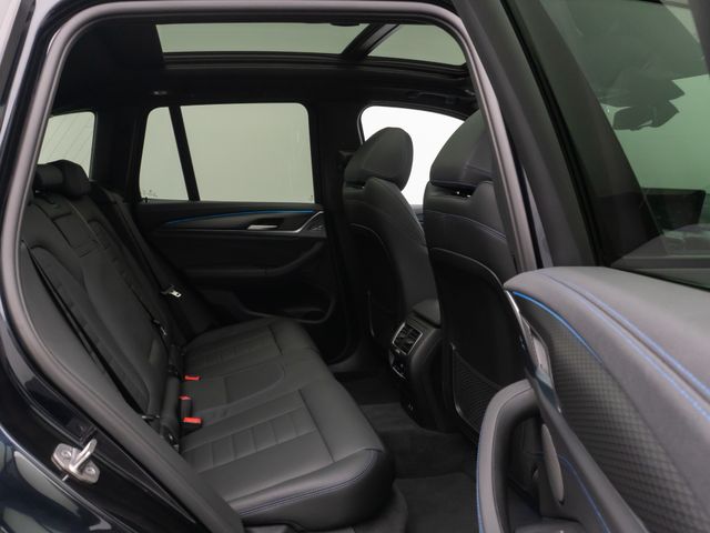 Foto Nummer 26: BMW iX3