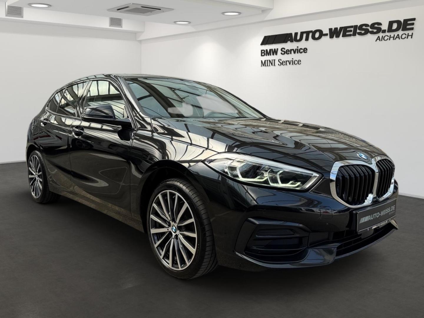 BMW 118 iA SPORT+LEDER+NAVI+LED+SHZ+LHZ+BT+DAB+HIFI, миниатюра 3