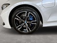 BMW 330 - Vorschau Bild 13