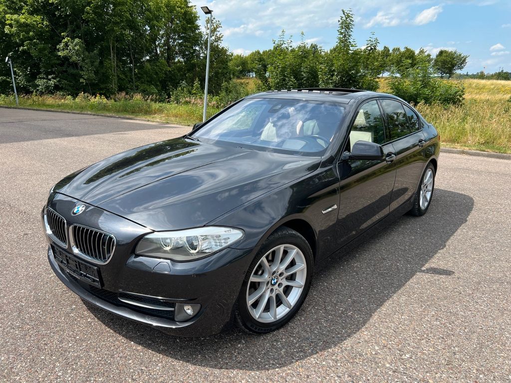 BMW 530 d xDrive Lim. VOLLAUSSTATTUNG/ 2. Hand - 2013