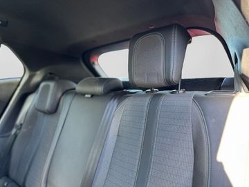 Peugeot 2008 - 5