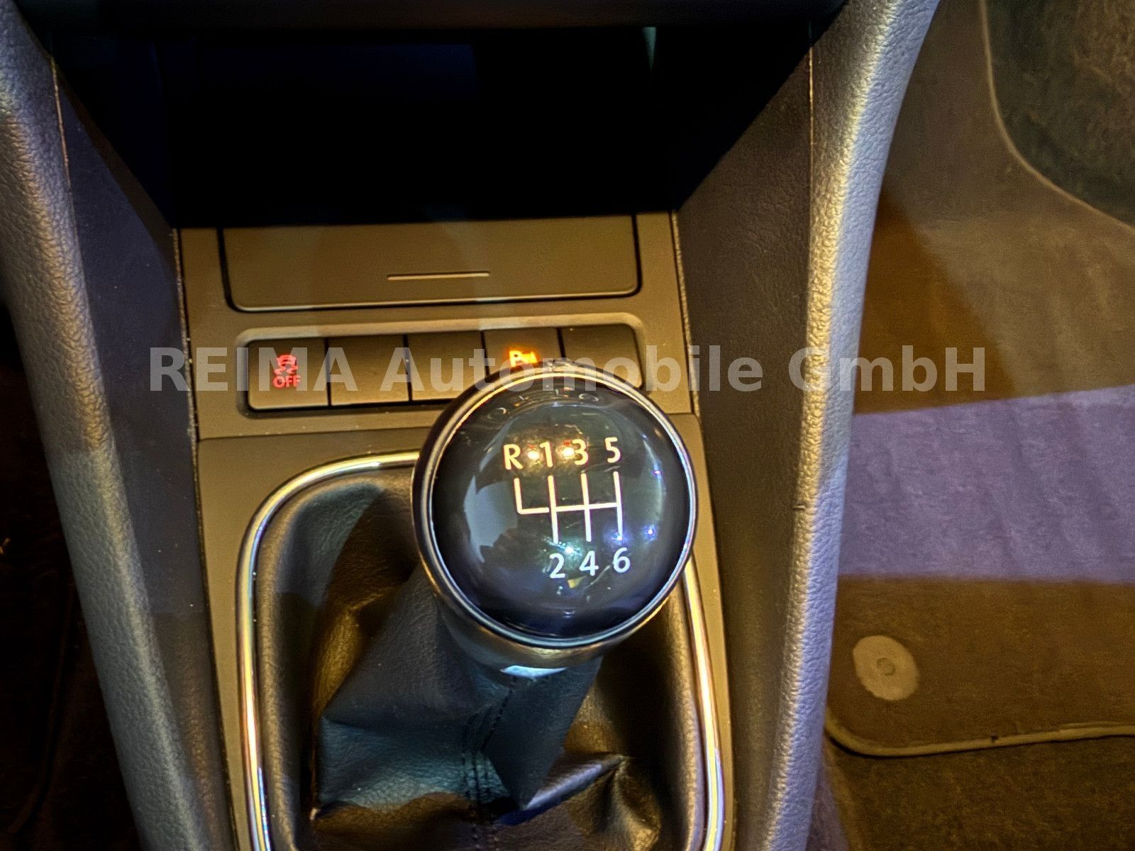 Fahrzeugabbildung Volkswagen Golf VI Cabriolet 1,4TSi, Klima, T-Leder, Alu