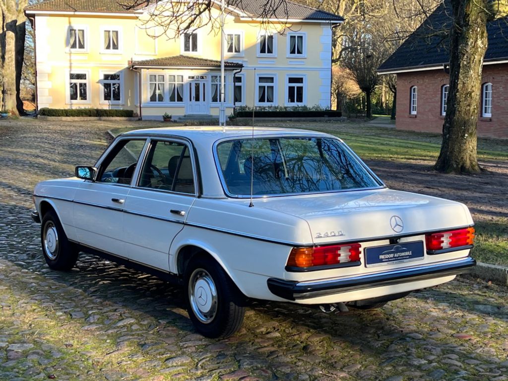 Mercedes W123 240 Diesel