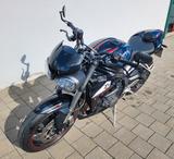 Triumph TOP ZUSTAND: Street Triple RS - mit Heizgriffen - TRIUMPH STREET