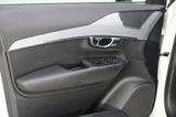 Volvo XC90 D5 AWD Geartronic Momentum Momentum - weiße Volvo XC90