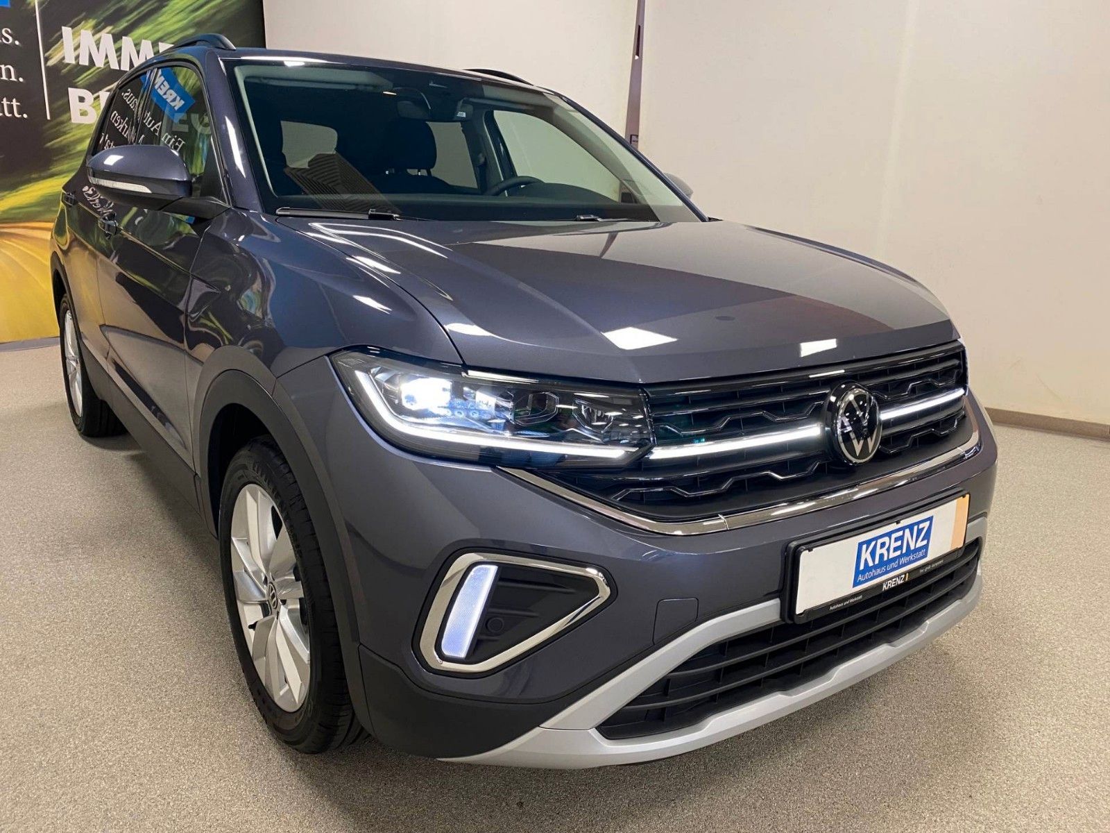 Fahrzeugabbildung Volkswagen T-Cross 1.0 TSI DSG Life mit MATRIX LED+KAMERA+