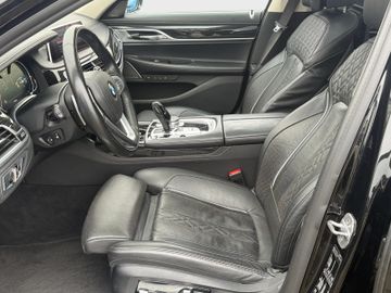 BMW 740 - 8