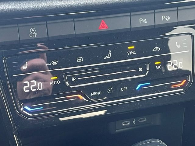 T-Roc 1.5 TSI DSG ''Black Style'' Navi Kamera Ma