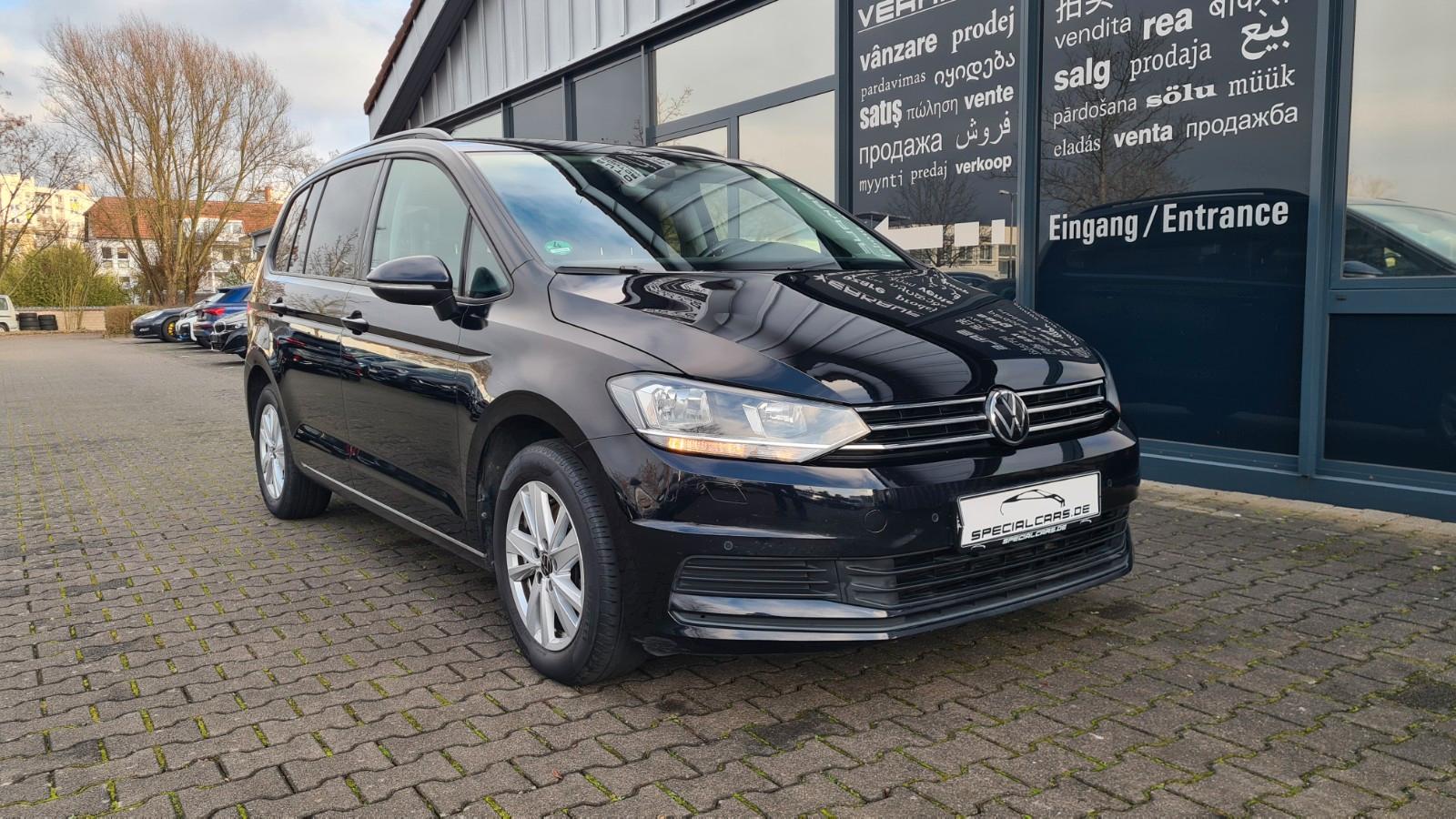 Volkswagen Touran Comfort 2.0 TDi DSG - ASSISTS - AHK -