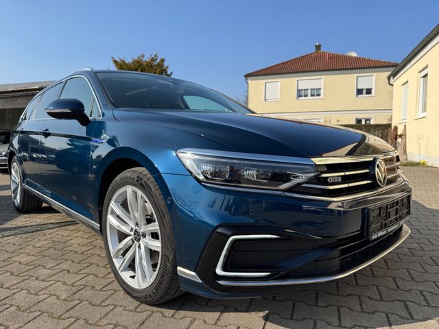 Volkswagen Passat Var GTE AHK Matrix Cam Side StHz Pano 18'