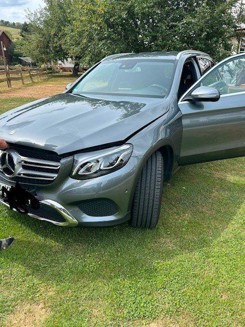 Image of Mercedes-Benz GLC 220