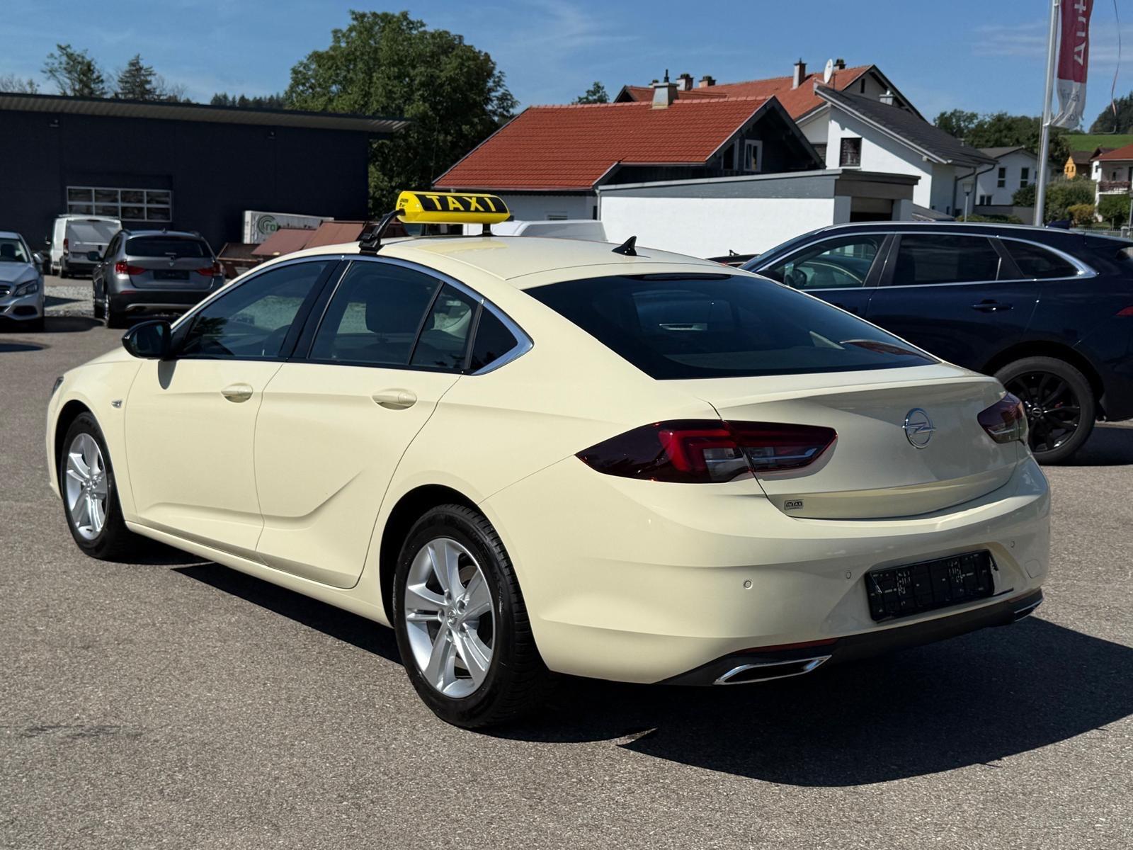 Opel Insignia 2.0 Turbo 125kW Autom.  1.Hand  Folie