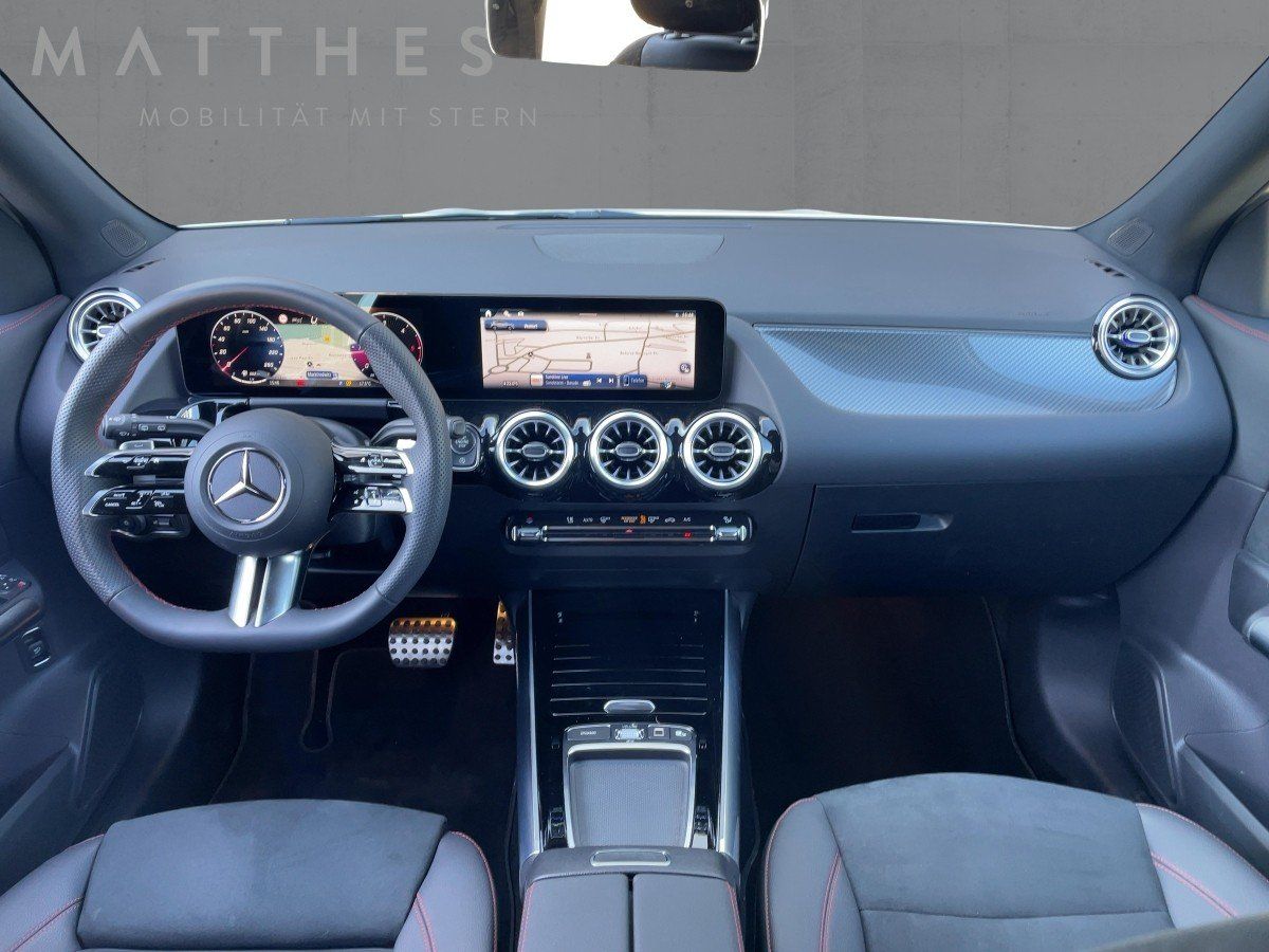 Fahrzeugabbildung Mercedes-Benz GLA 200 d AMG/Night/Pano/Kamera/AHK