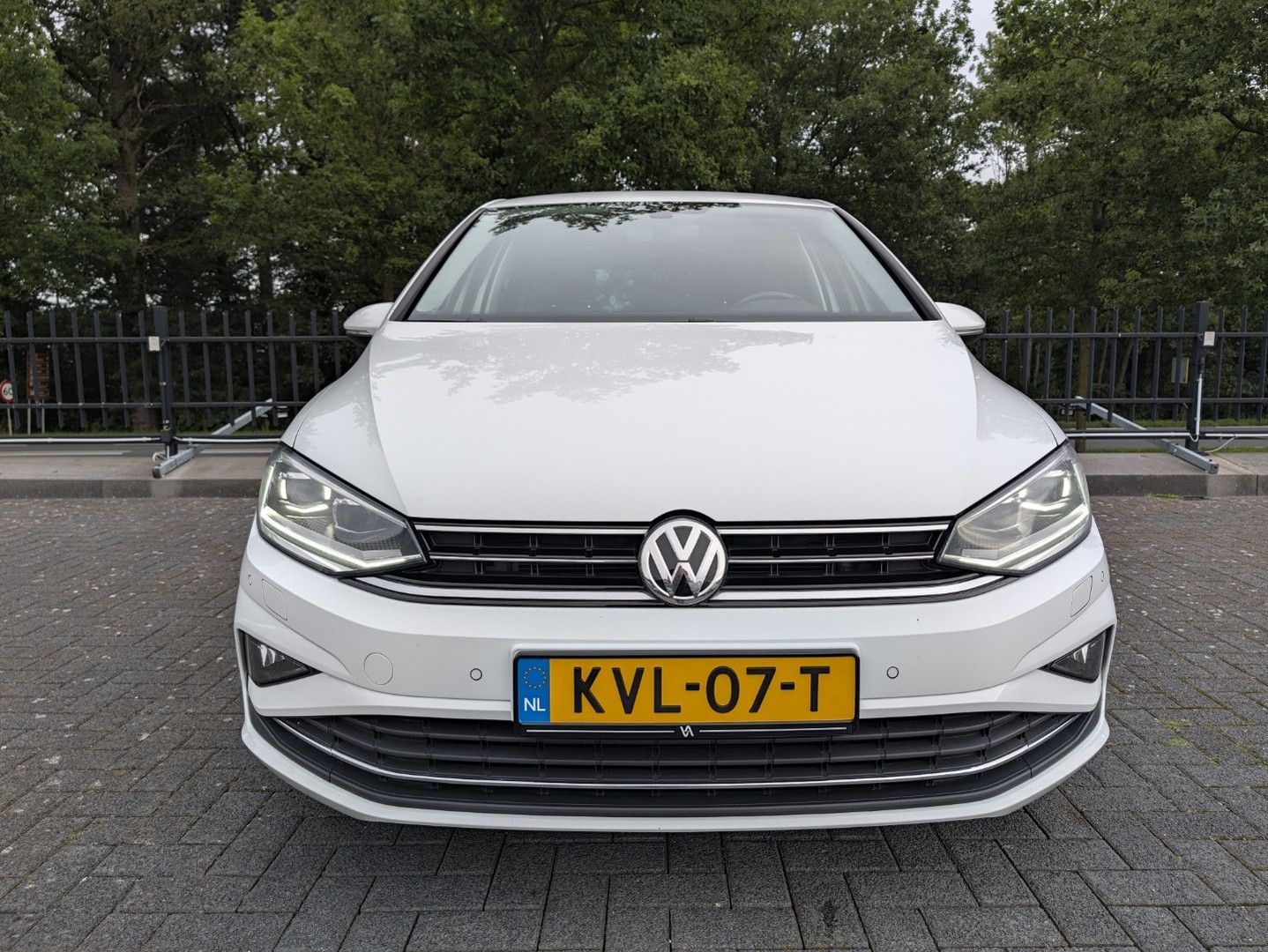 Volkswagen Golf Sportsvan 1.5 150PK Highline | Dynaudio | S imagem 3