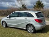 Mercedes-Benz B 180 - - gebrauchte Mercedes-Benz B 180 aus dem Jahr 2013