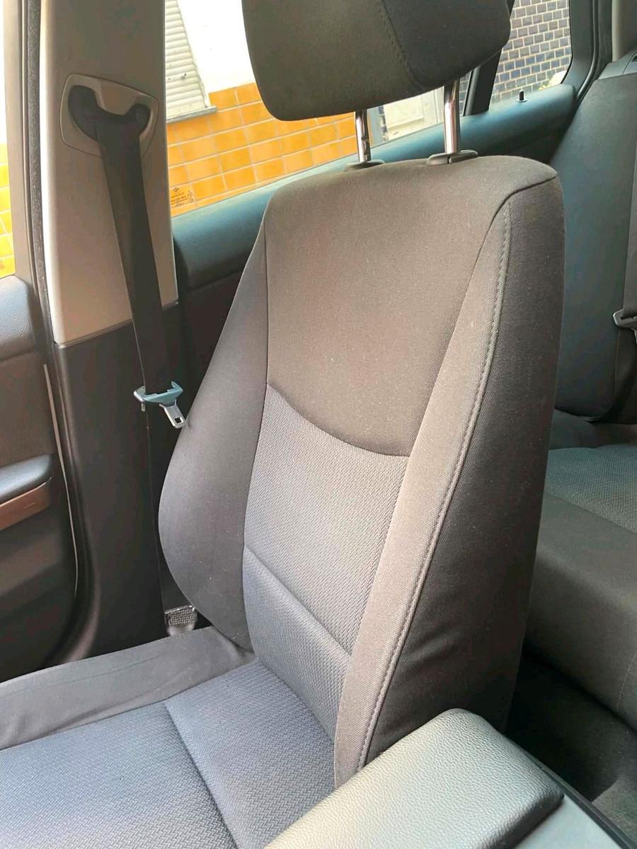 BMW 320 2008 — photo 15