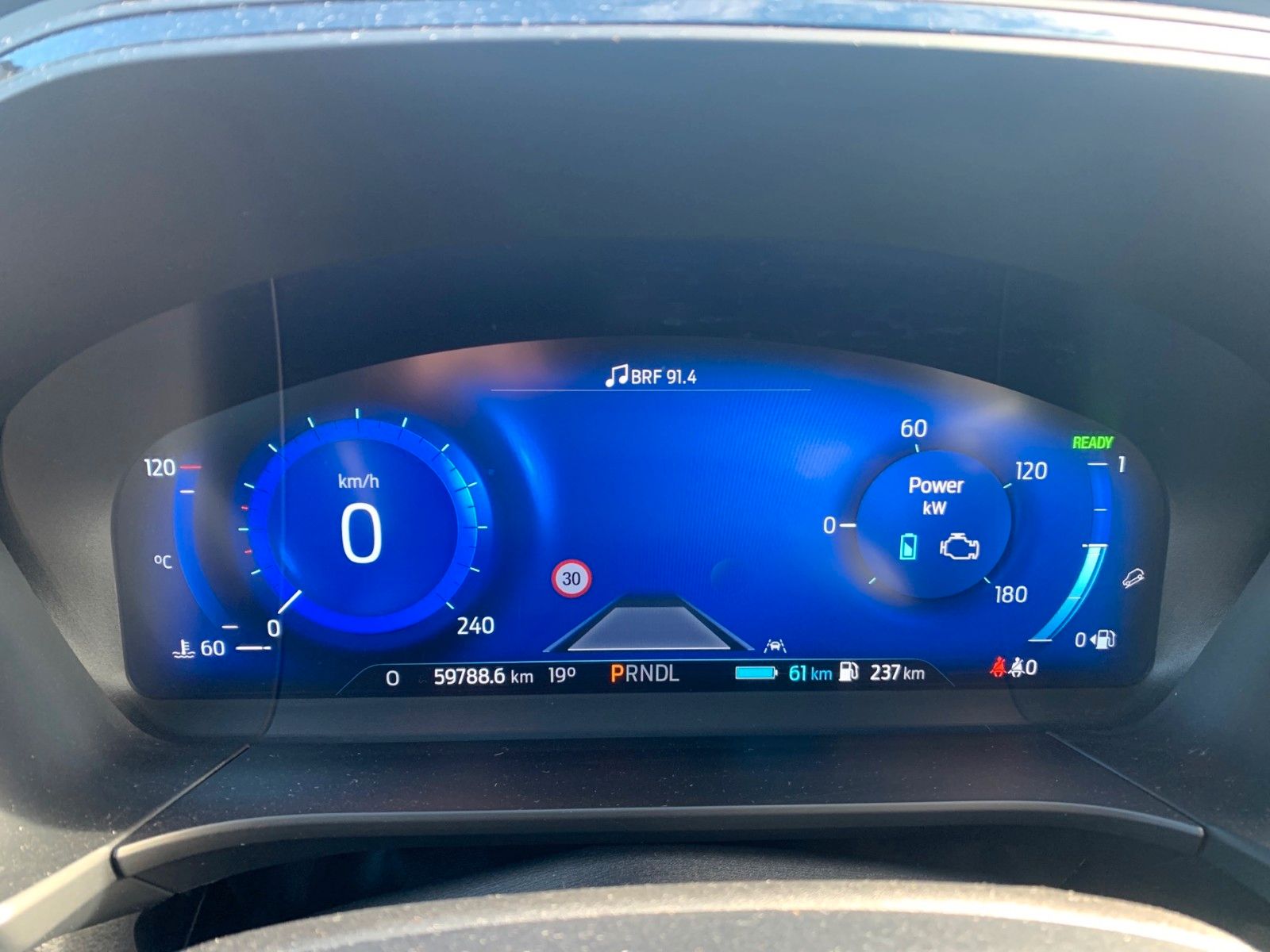 Ford Kuga 2.5 Duratec PHEV ST-LINE X – Bild 12