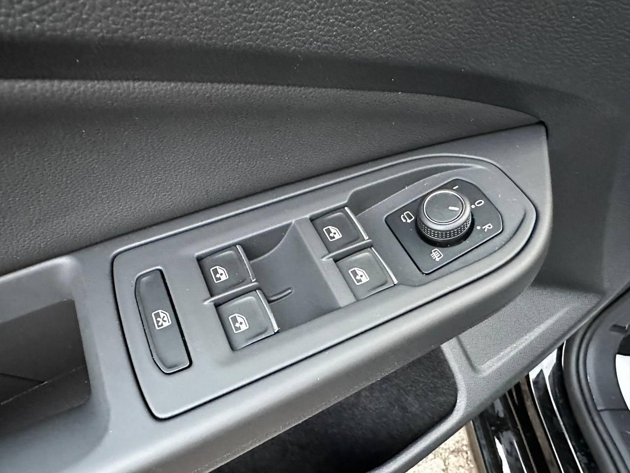 Volkswagen Golf VIII Variant 1.5 eTSI Facelift Goal NAVI, миниатюра 20