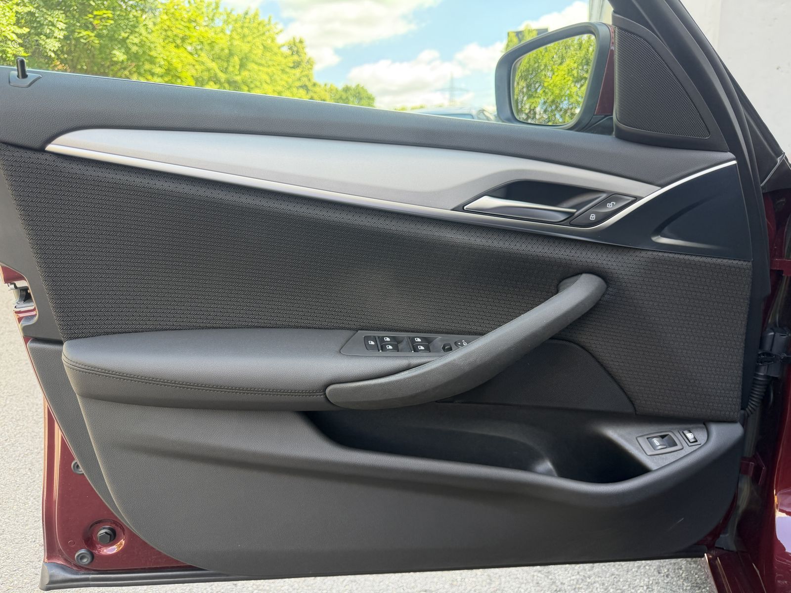 BMW 530 e xDrive Individual LED Live-Cockpit Kamera foto 10