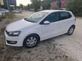 Volkswagen VW Polo 6R Bj 09/2013 166.000 km Tüv NEU TOP - Volkswagen Polo 16v mit Benzin-Antrieb
