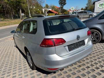 Volkswagen Golf - 4