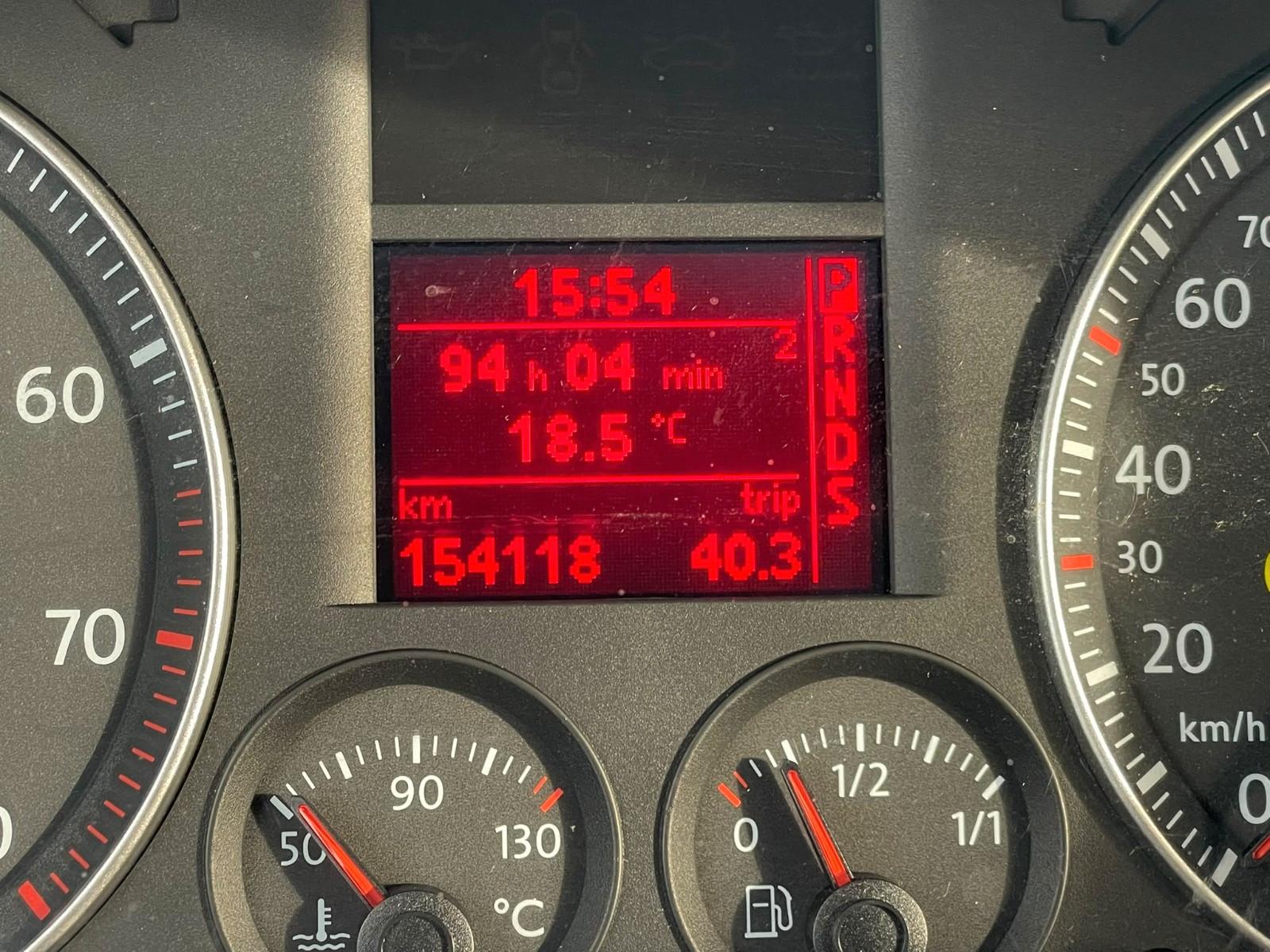 Volkswagen Touran 2004 — photo 12