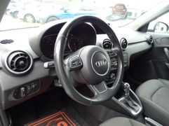 Fahrzeugabbildung Audi A1 **S-LINE / AUTOMATIK / 8-FACH-BEREIFT / XENON