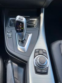 Fahrzeugabbildung BMW 120d Advantage, NAVI, LEDER, Automatik, Top Zust