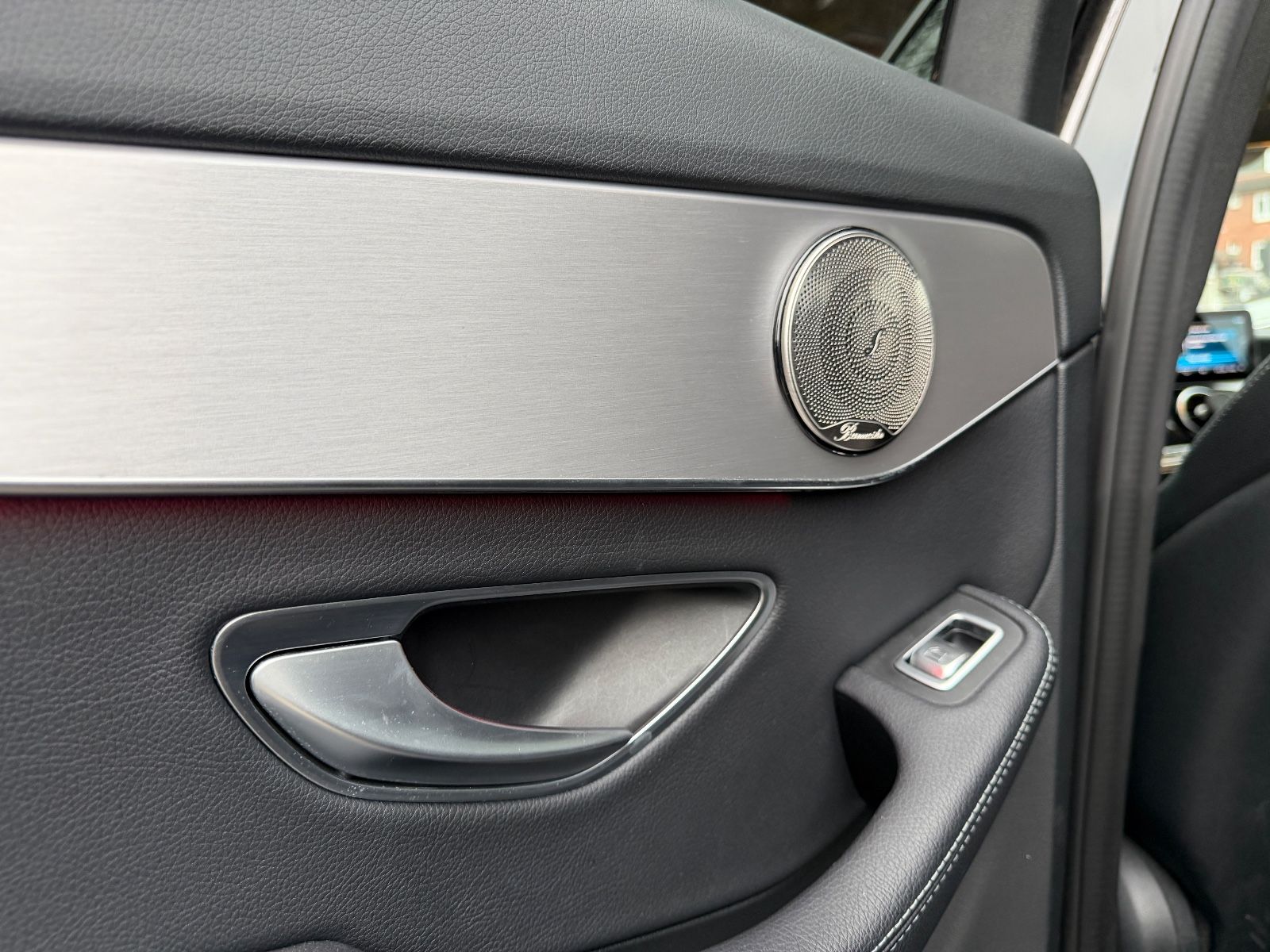 Fahrzeugabbildung Mercedes-Benz C 180 AMG*LED*SCHIEBEDACH*ALCANT*BURMESTER*KAMER