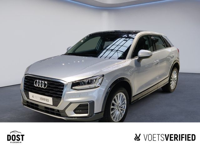 Audi Q2 35 TFSI design PANO+AHK+NAVI+LED+KAMERA