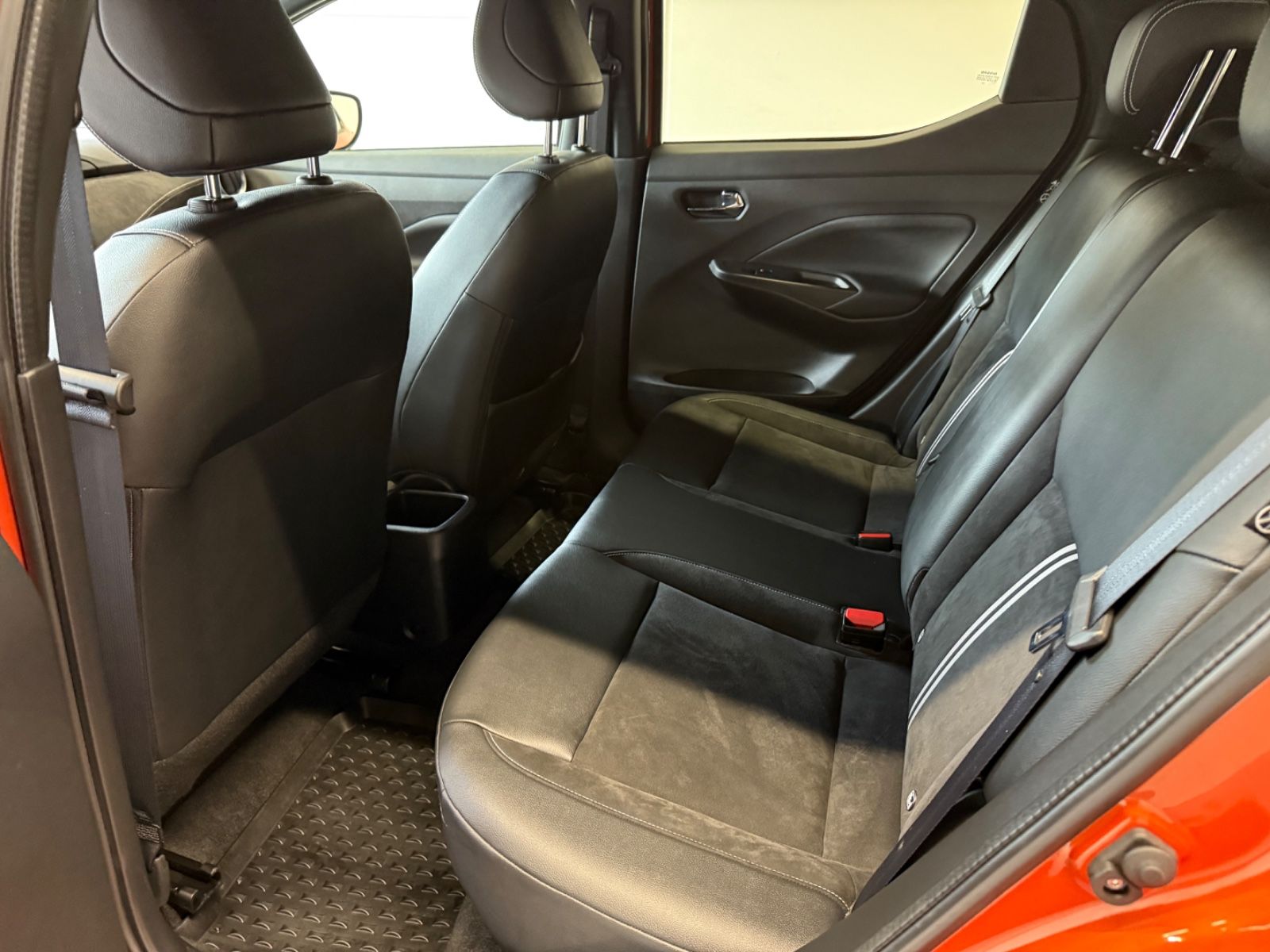 Fahrzeugabbildung Nissan Micra N-Sport Navi Winterpaket