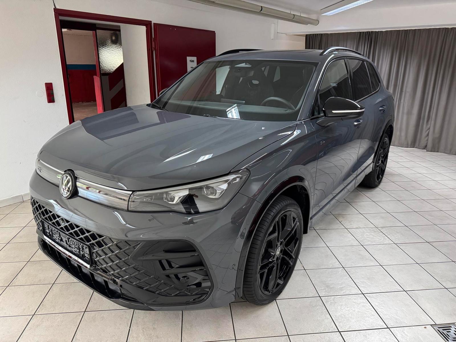 Volkswagen Tiguan 2,0 TDI DSG 4Motion R-Line - MATRIX/20...