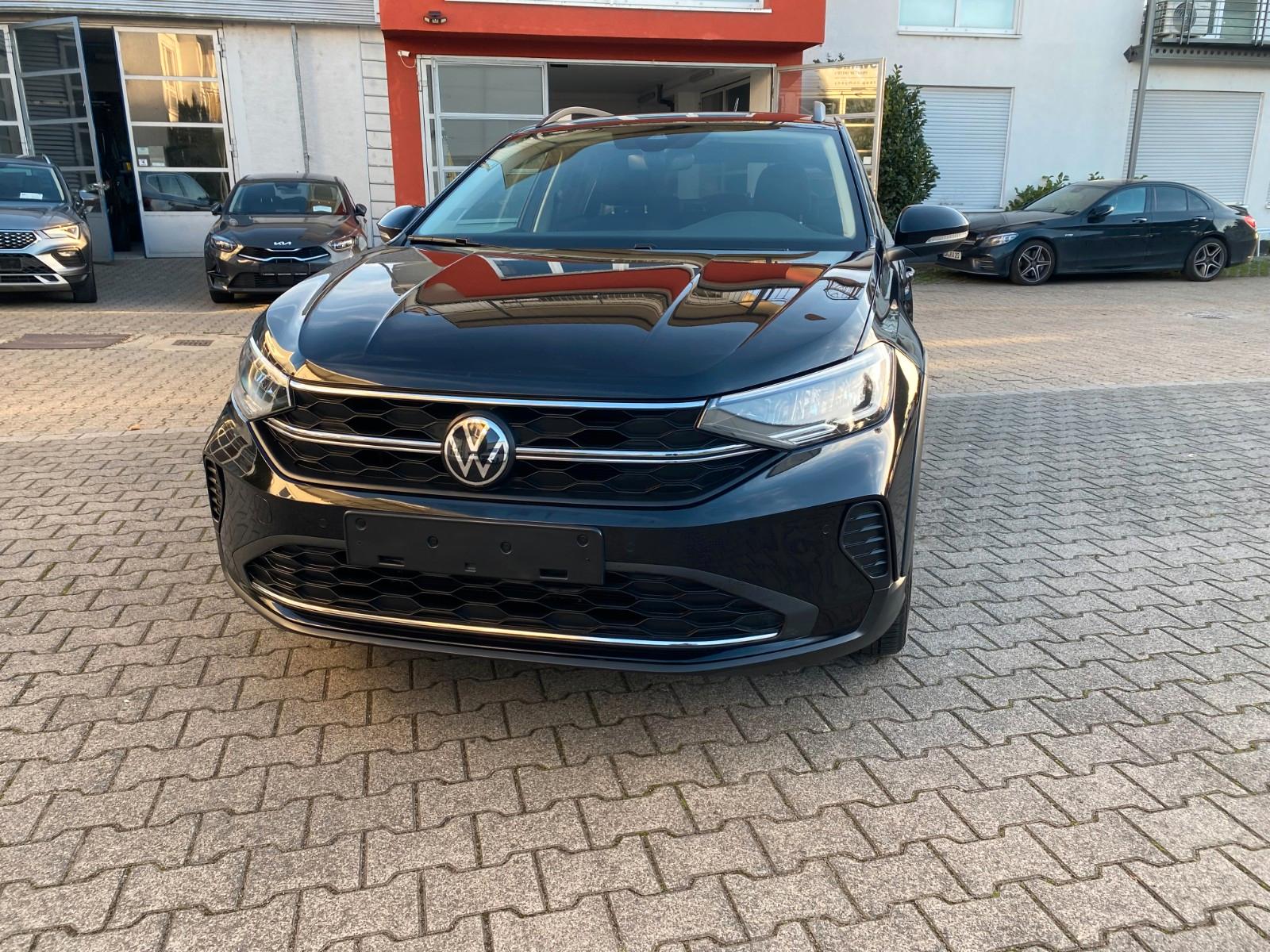 Volkswagen Taigo Move LED PDC digt Tacho