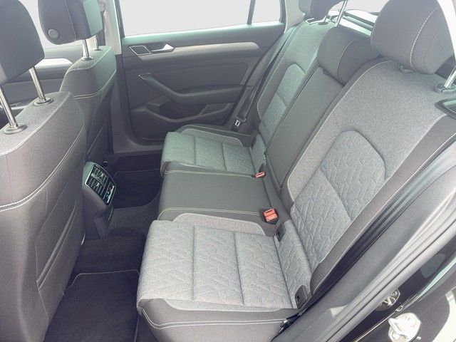 Volkswagen Passat Variant - Bild 11