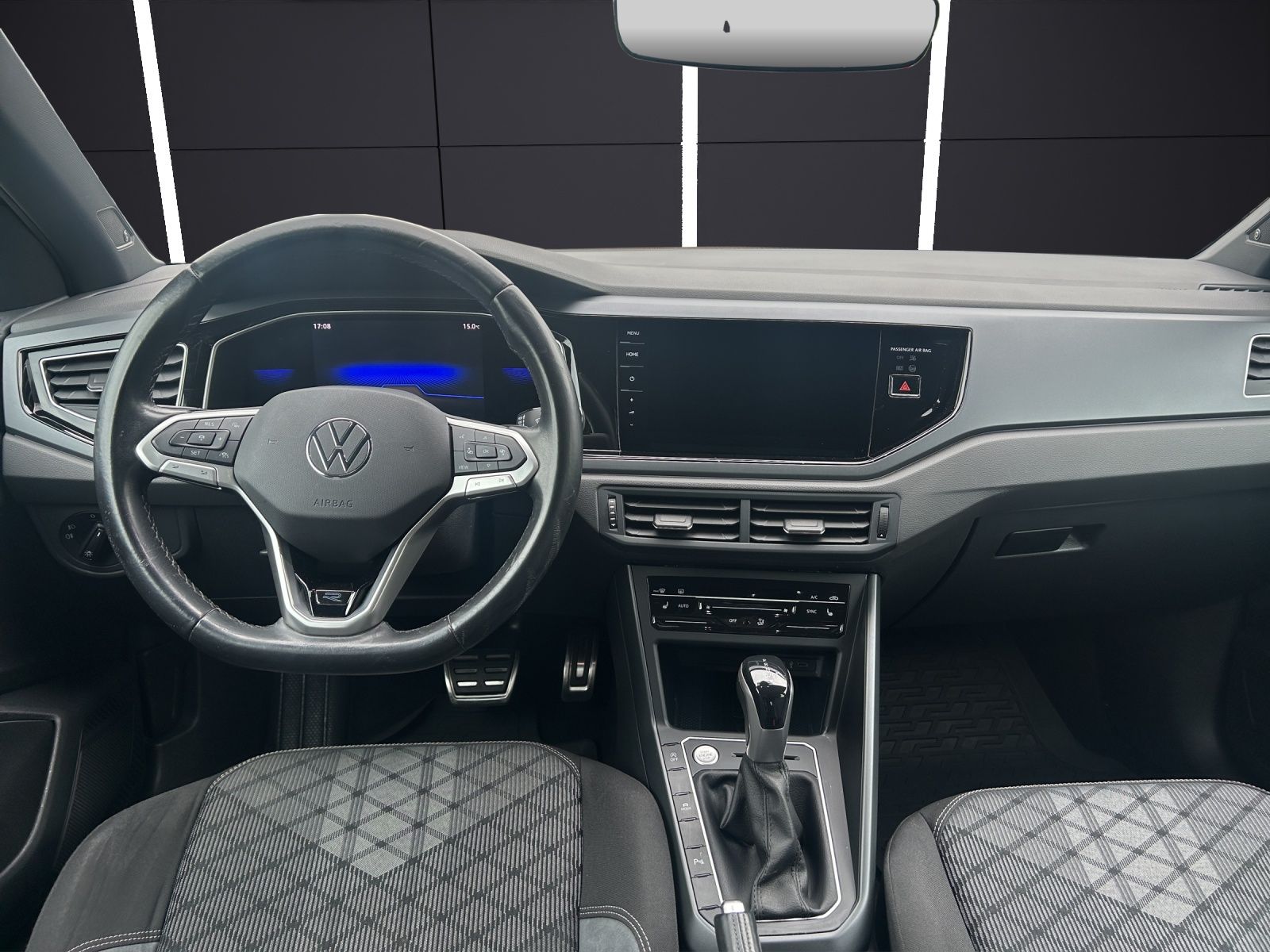 Fahrzeugabbildung Volkswagen Taigo R-Line 1.5 TSI DSG Matrix Navi ACC SHZ Bea