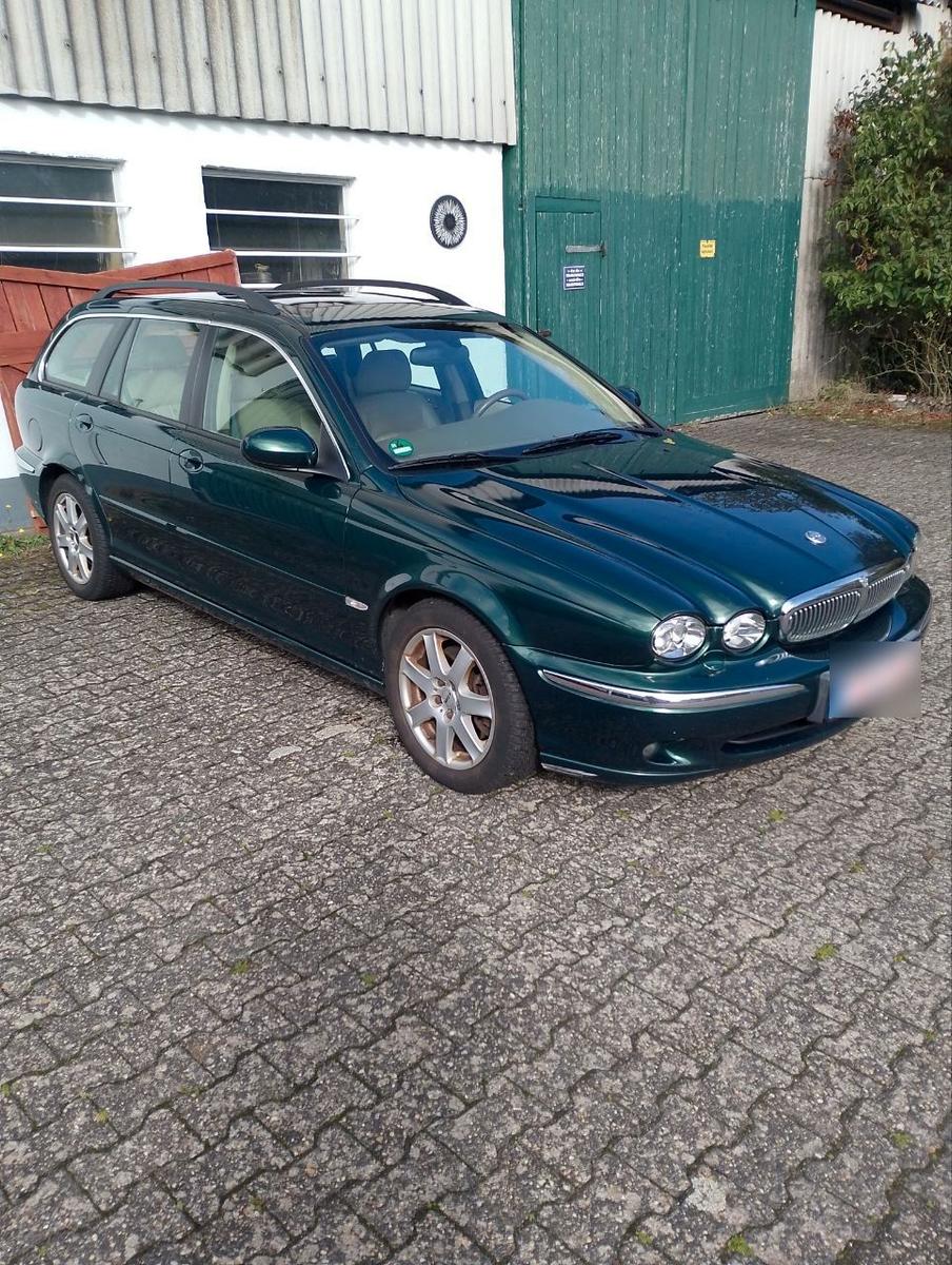 Jaguar X-Type