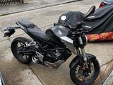 Honda CB125R Tüv 06/2027 wenig KM  - Offers
