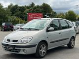 Renault Megane 1.6 16V TÜV/KLIMA/8-FACH - Renault Megane aus 2001: 1.6