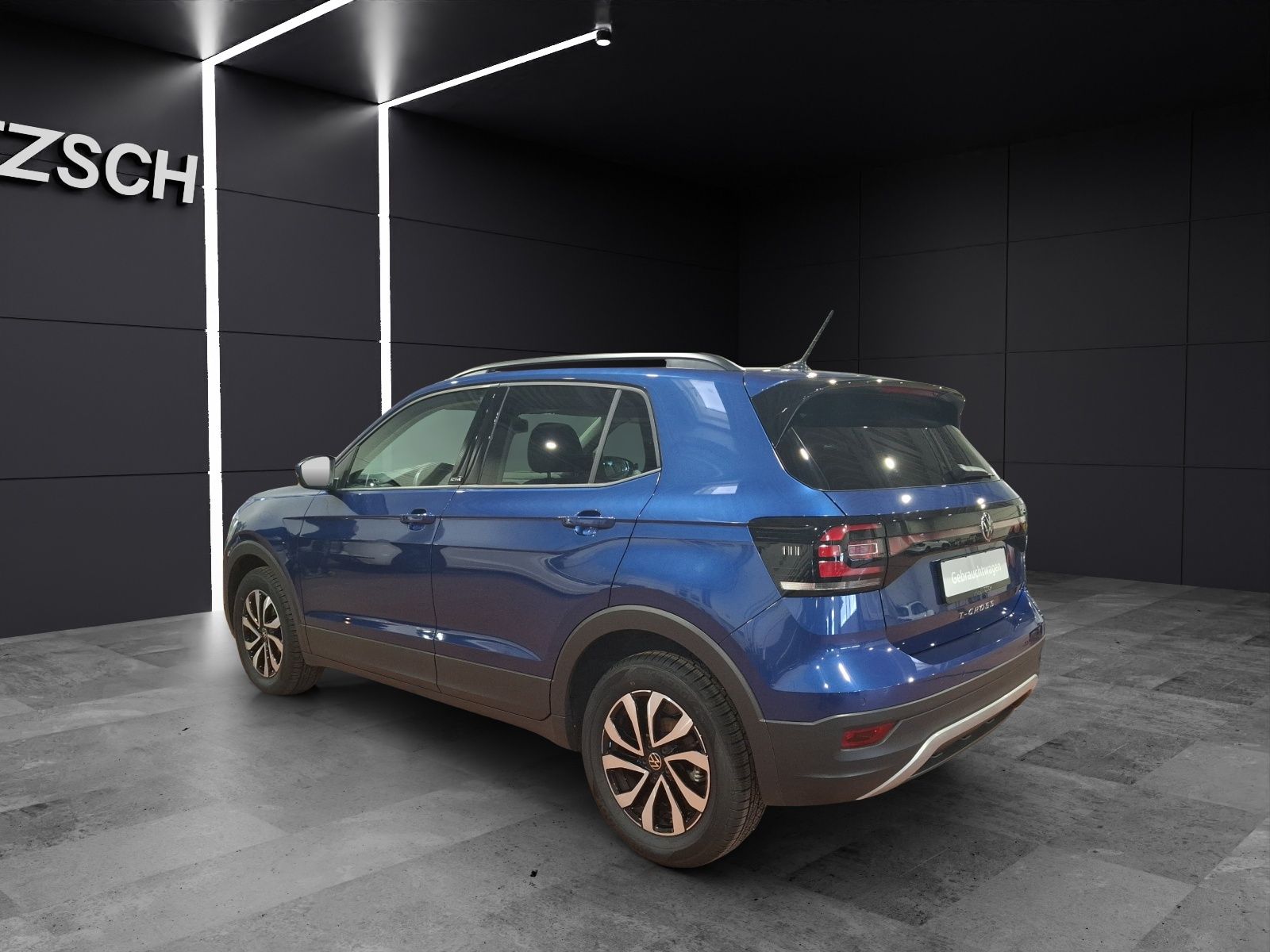 Fahrzeugabbildung Volkswagen T-Cross TSI Active Navi AID ACC PDC SH LM