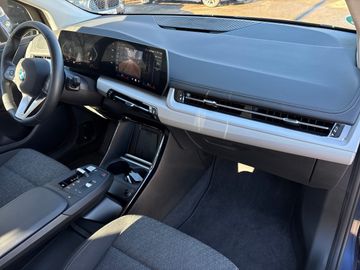 BMW 218i Active Tourer DAB LED Komfortzg. Shz