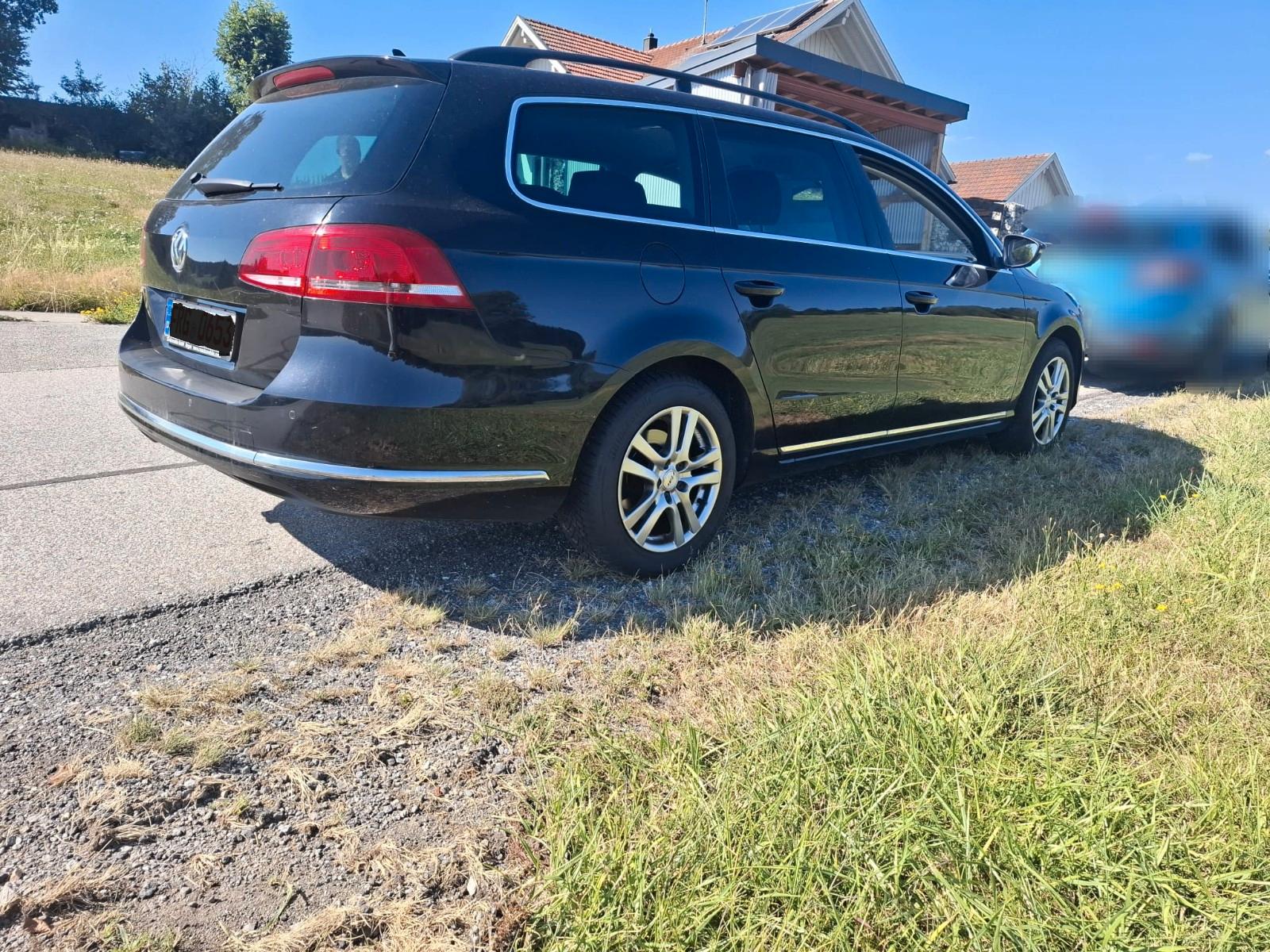 Volkswagen Passat 2013 — салон