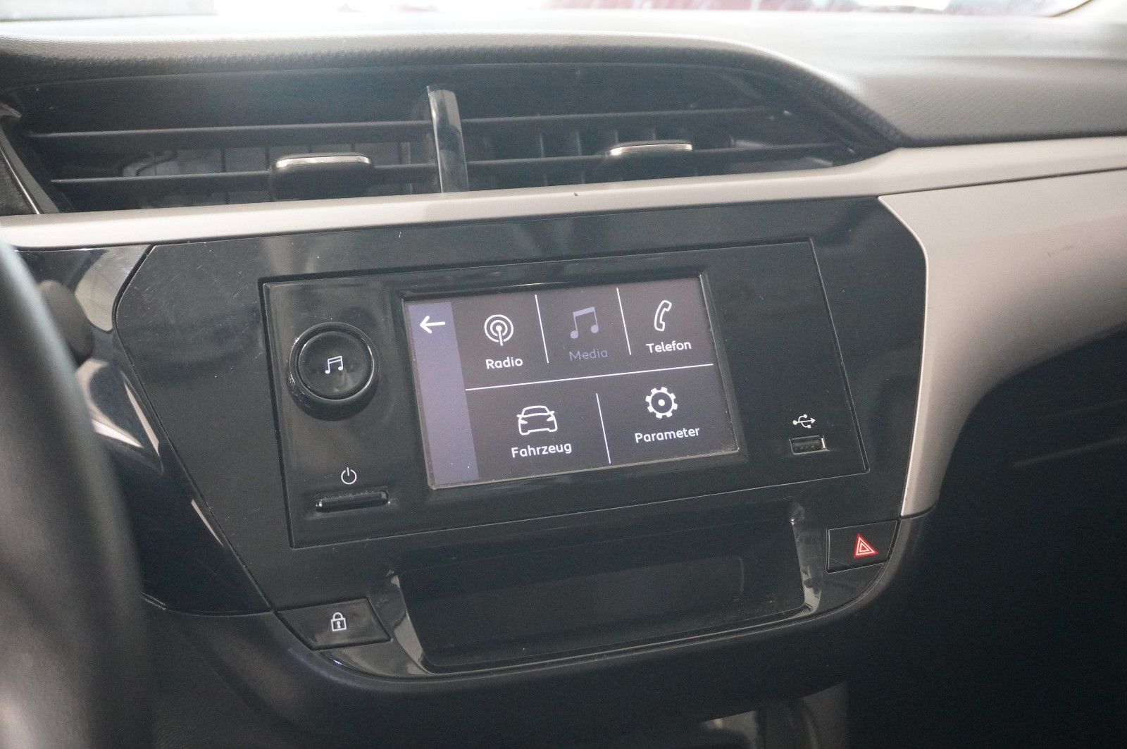 Fahrzeugabbildung Opel Corsa F 1.2 EDITION KLIMA/USB/TEMP./ASSIS./BT