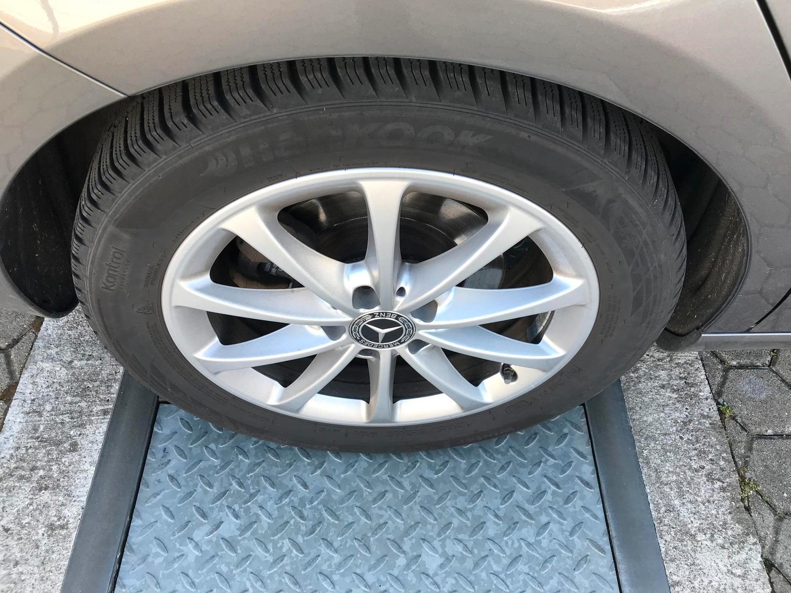 Mercedes-Benz CLA Shooting Brake 180 SB Progressive 8 fach ..., миниатюра 10